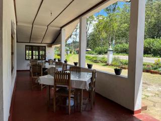 The Green Savanna Holiday Bungalow Nuwara Eliya - Nuwara Eliya - 3