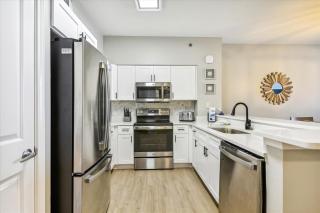 Shores of Panama 2028 - Luxurious Gulf-Front 3 Bedroom 3 Bath Sleeps 10 condo - Panama City Beach - 8