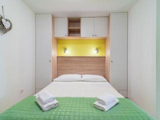 House Nin (864) - Nin - 2