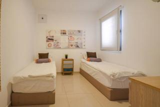 Fun In The Sun Luxury Apartments - 4