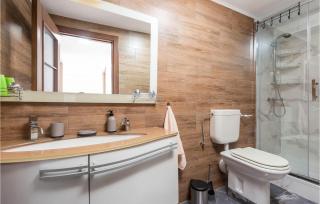 3 Bedroom Awesome Home In Jurdani - 2