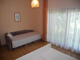 DUBRAVKA Apartment with 2 bedrooms and terrace - 2