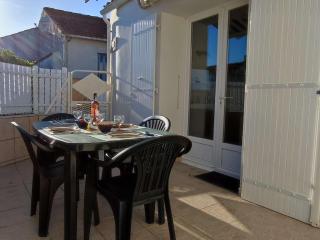 Maison cosy au centre de La Brée-les-Bains avec 4 couchages, proche plage, WiFi gratuit - FR-1-246A-219 - La Brée-les-Bains - 0