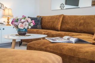 LYRA63 Large 80sq m TOP 14 floor - 1