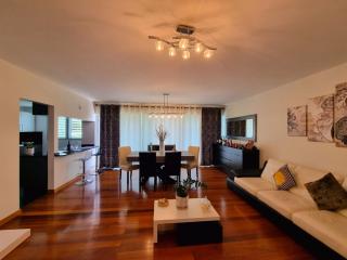 Warm Winter Stay with Panoramic Sea and City Views, Sunrise and Sunset Moments - 7