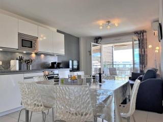 Charmant T2 climatisé avec grande terrasse, piscine et parking privatif, proche plage et commerces. - FR-1-251-441 - Le Lavandou - 7