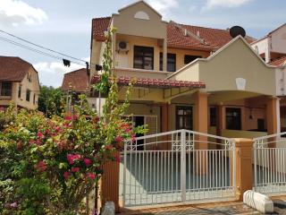 Homestay Melaka Bukit Beruang - 0