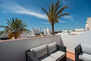 Beautiful and Quiet Family Townhouse in Great Location - Marbella - 4