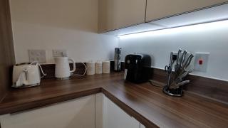 Riverview Amazing 2Bed 2Bath Apt wParking Sleeps 6 Comfortably - 6