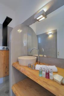 Ow Andros Luxury Suites - 4