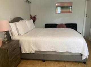 Cozy Studio - Apt 1 - Private Entrance - 0