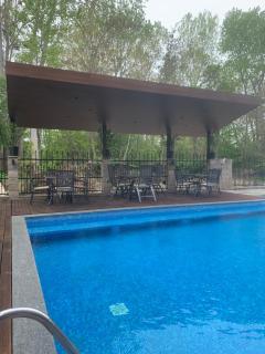 Park and pool rooms - 4