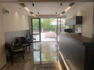 Park and pool rooms - 5