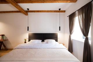 Transylvania Village House - - 5