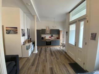 Schöne kleine Einraumwohnung mit Küche und Kamin in Holzthaleben - Holzthaleben - 6