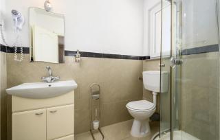 Amazing Home In Valtursko Polje - 4