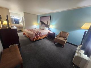 budgetel Inn & Suites - Moody - 1