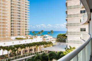 The W Beachfront Condo Retreat - Fort Lauderdale - 7