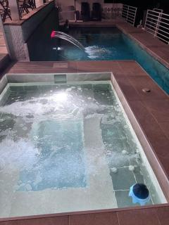 Magnifico Apartment B en una villa con piscina y jacuzzi - 4