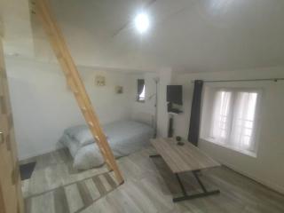 Little House : CDG-Paris-Asterix - Louvres - 3