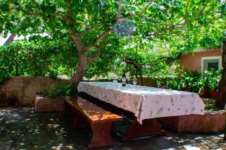 Apartman Utiha - Neviđane - 9