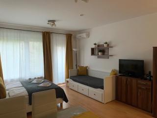 Corvin Fontana Apartment - Budapest - 4