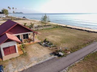 KC Beachfront - Marang - 0