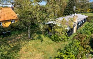 Pet Friendly Home In Samsø With Kitchen - Ballen - 2