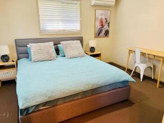 Sandstone Point Holiday Home - Sandstone Point - 7