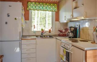 Amazing Home In Fjälkinge - 4