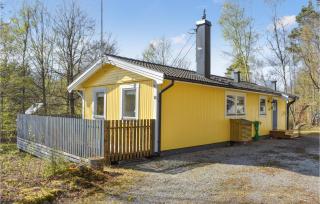 Amazing Home In Fjälkinge - Fjälkinge - 2