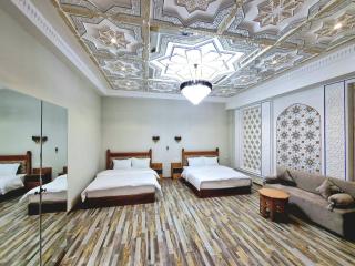 Latifa Begim Boutique Hotel - 1