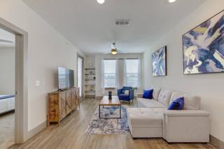 Conroe-Woodlands Escape to the Enclave - 7