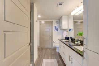 Conroe-Woodlands Escape to the Enclave - Conroe - 4