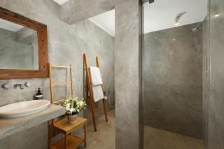 Villa Swarna by Nakula - 2