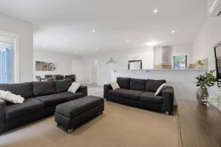 Island Oasis - Cowes - 2