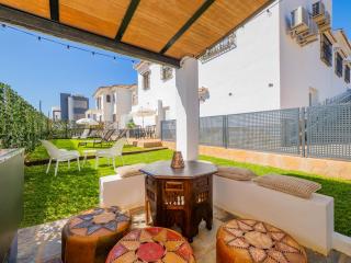 Cubo's Hostal William's Sunny 5 with Breakfast - Torre de Benagalbón - 5