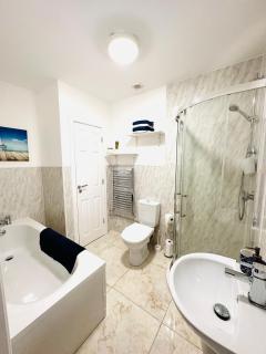 Robins Cottage - 1