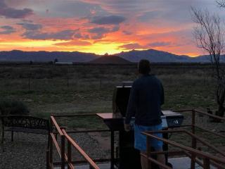 25 Acre Hummingbird Ranch Birdwatching/360 MTN Views/Dark Starry Nights/Arizona - Pearce - 9