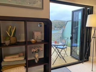 The Captain’s 4 Bed Penthouse - 3