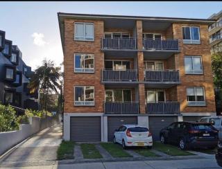 Close to the famous Bondi Beach in Australia - Sydney - 5