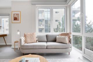 Bellevue 2BR w Pool Spa Gym nr shopping SEA-280 - 9