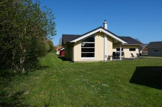 Resort 1 Surfer's Residence E 137 - 8