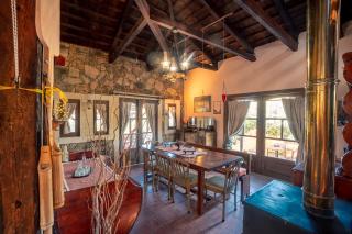 Rustic Retreat - Tílisos - 0