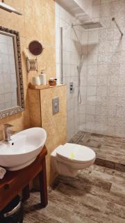 Villa Westfalia Guest House - 9