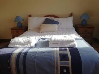 Cozy 6 Bedroom house with spectacular views - 3