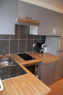 Paris Eiffel Tower et Disney apartments, parkings gratuits et sécurisés, 10 minutes métro to Paris - 8