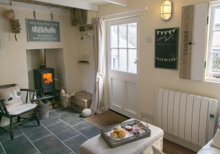 Molly Muppet - Mousehole - 8