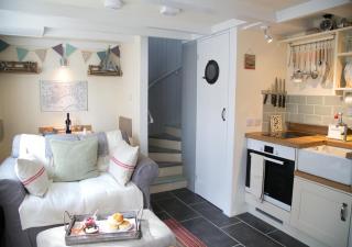 Molly Muppet - Mousehole - 3