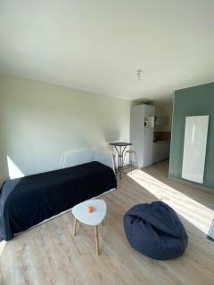 Studio 2 personnes - proche circuit - Spay - 7